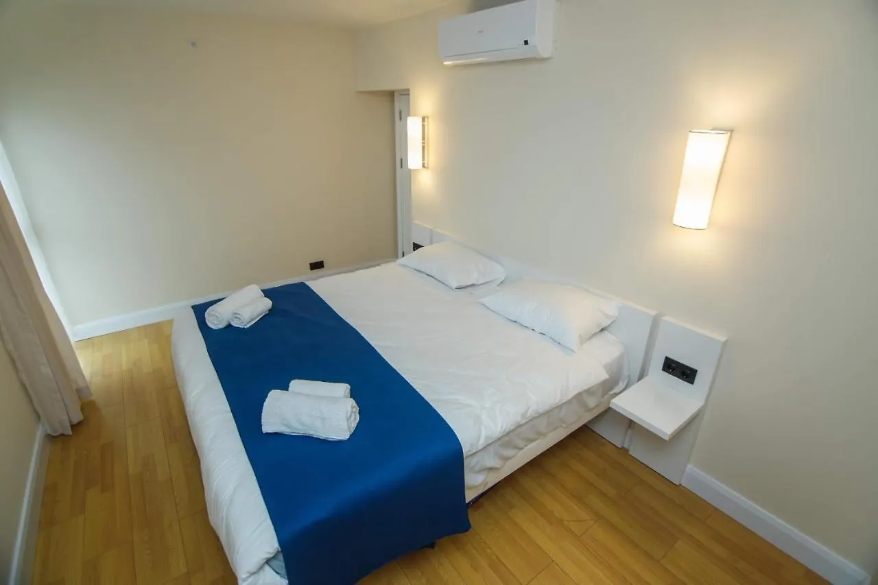 Orbi City Center Suites 바투미 4*,